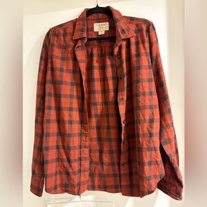 Filson Women’s plaid shirt size M